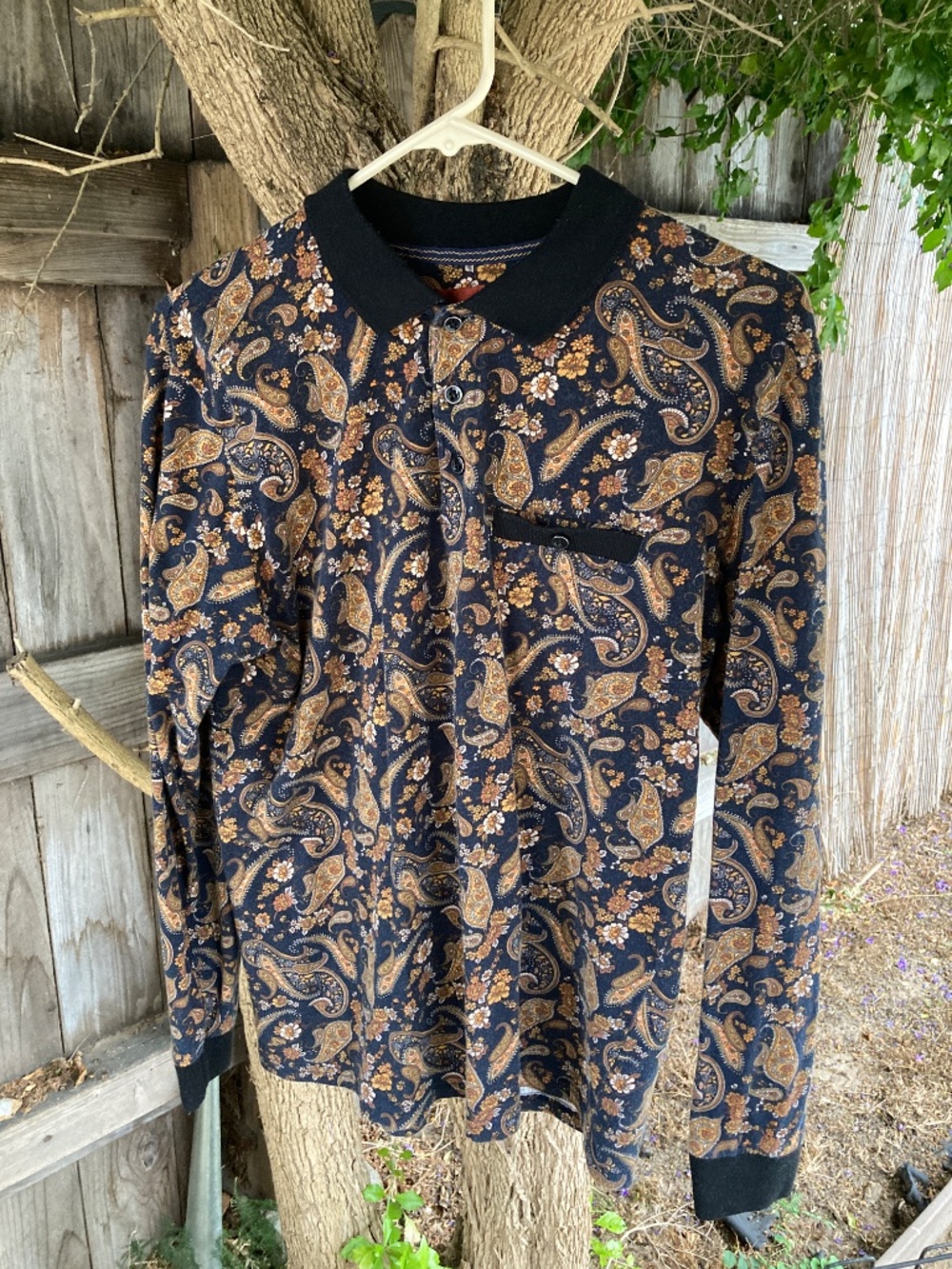 FOUR SHIRT BUNDLE - Picture 5 of 16